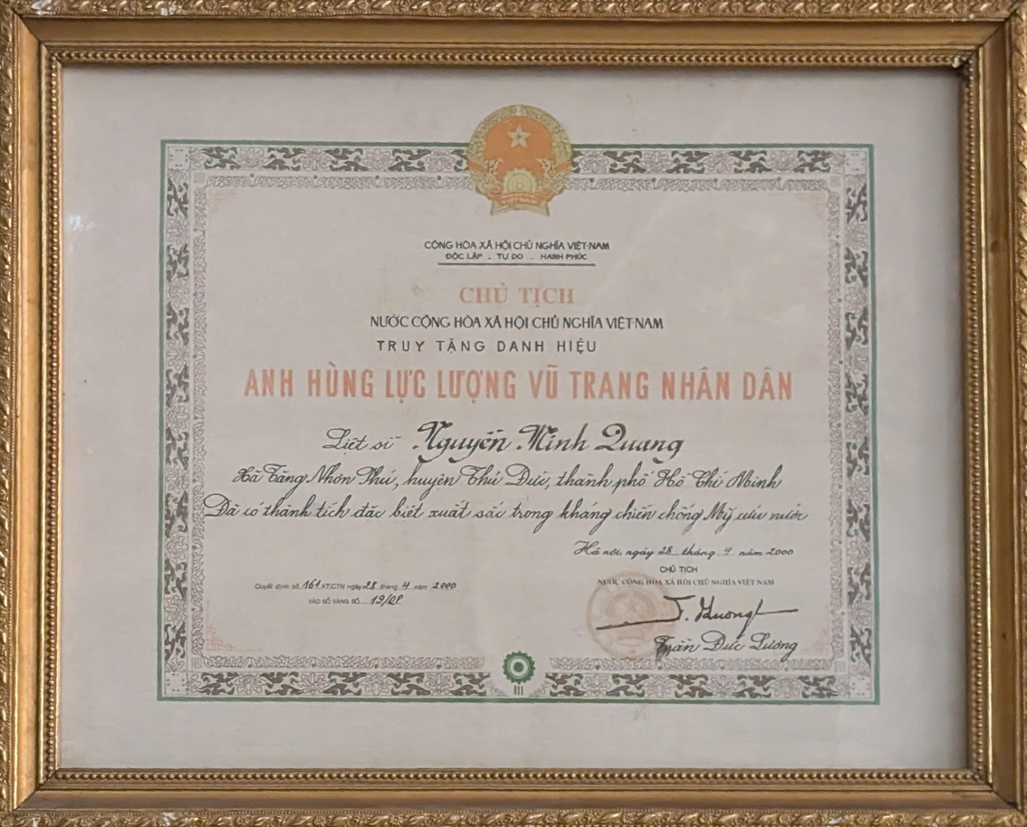 Danh hiệu Anh hùng Lực lượng vũ trang nhân dân — liệt sĩ Nguyễn Minh Quang